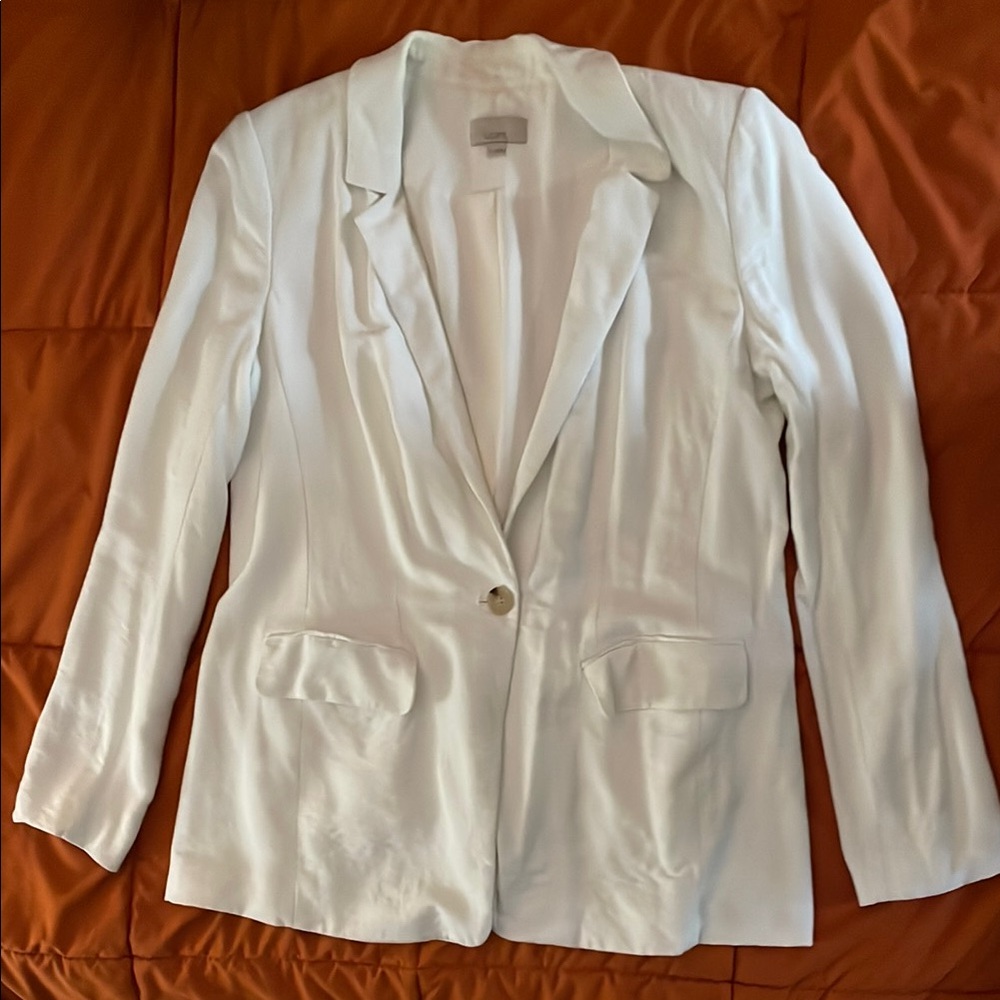 Elegant White Women's Blazer